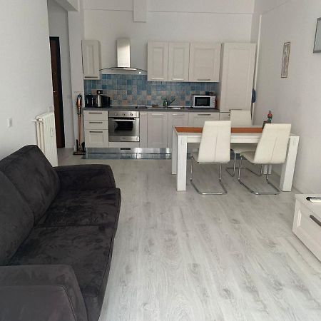 Appartement Poseidon Near Sea Ница Екстериор снимка
