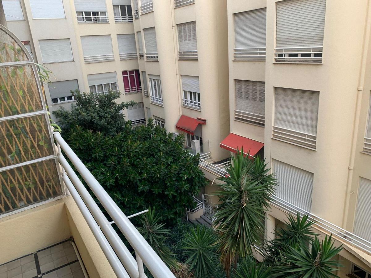 Appartement Poseidon Near Sea Ница Екстериор снимка